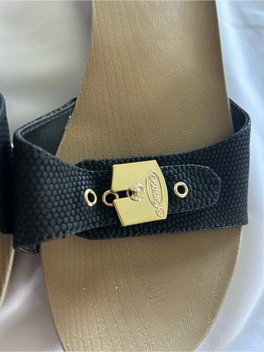 Dr. Scholl’s Classic Black Textured Buckle Slide Sandle Size 9